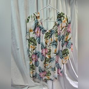 Violet & Claire Tropical Floral Blouse